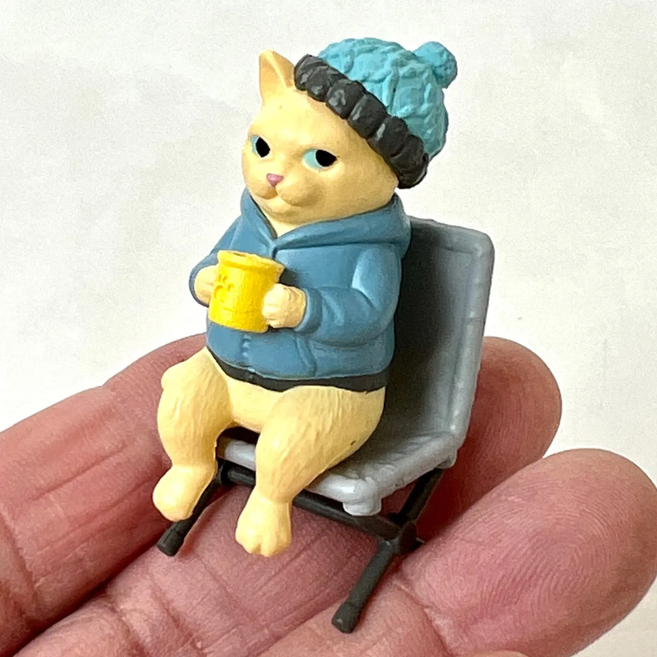 70234 Campfire Cat Figurine Capsule-5