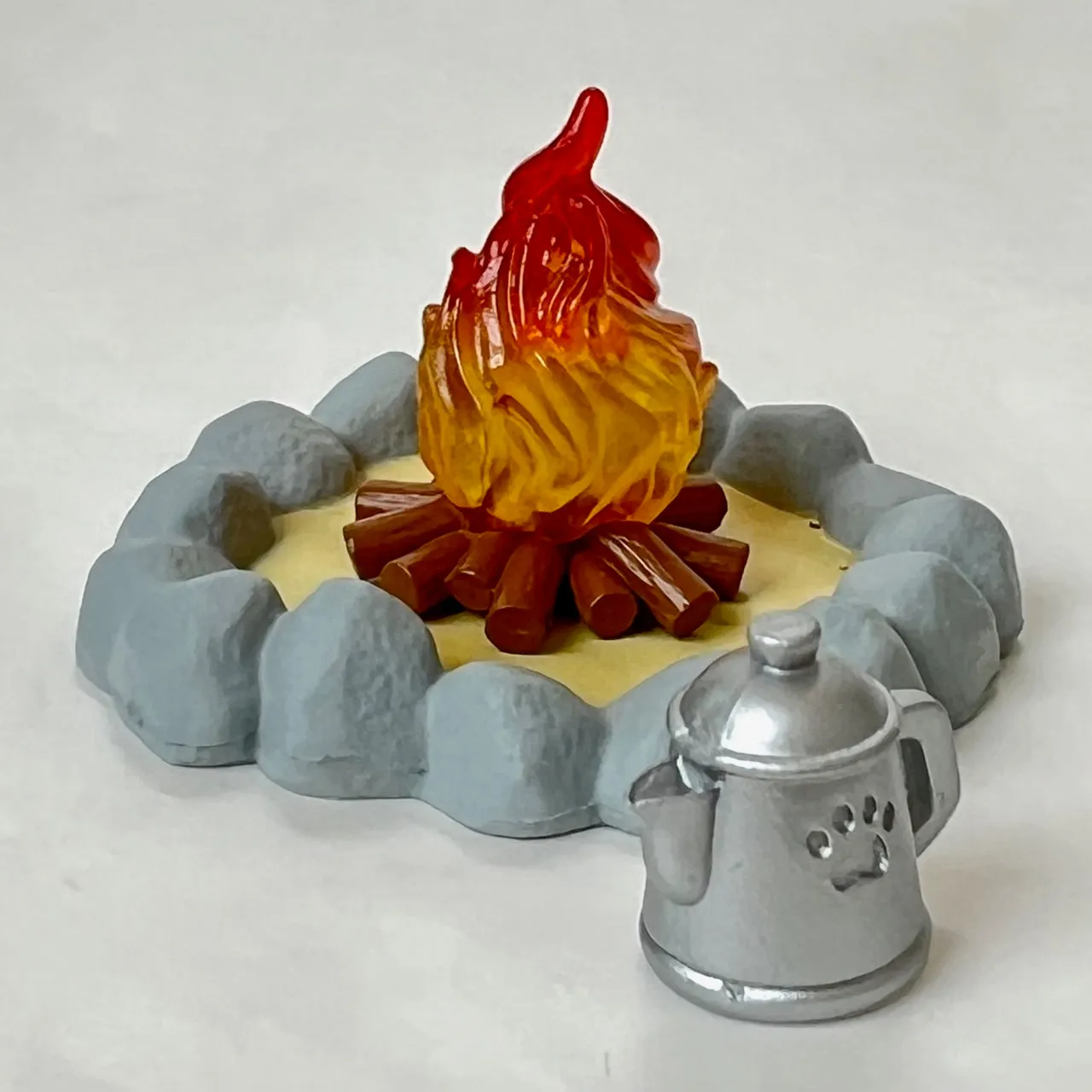 70234 Campfire Cat Figurine Capsule-5