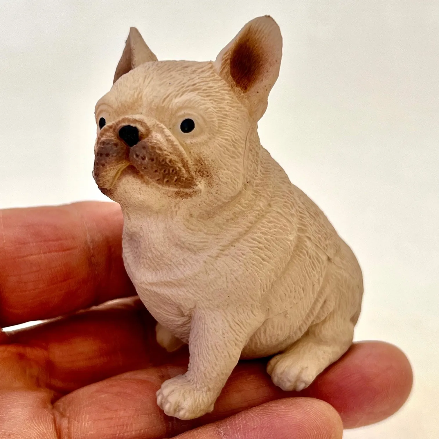 70298 French Bulldog Figurine Capsule-5