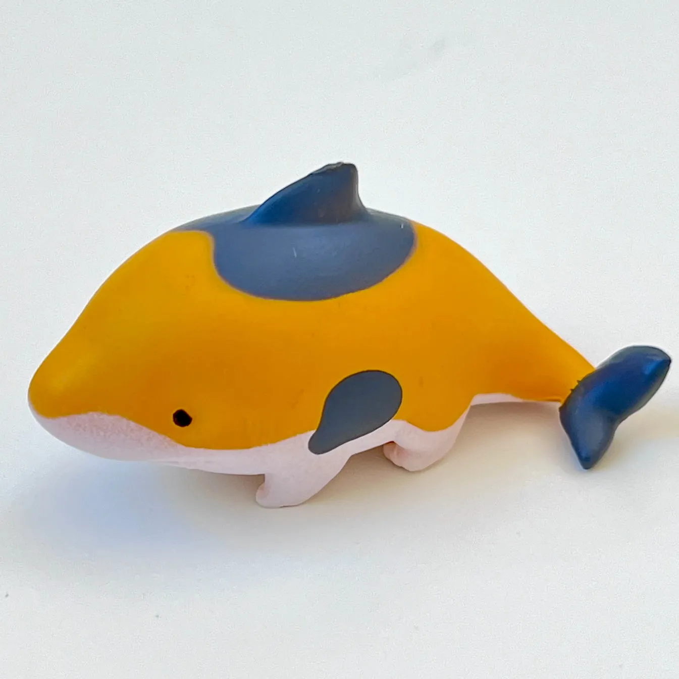 X 70348 Cat Shark Figurine Capsule-DISCONTINUED